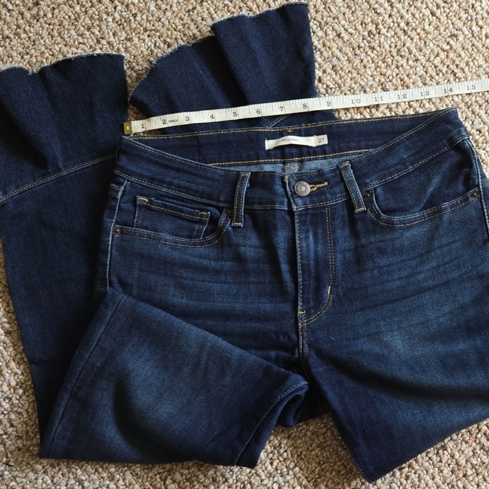 Levi's Cropped Kick Ankle Length 711 Skinny Jeans - Sz 27